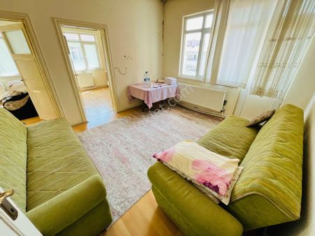 Cebeci'de Talatpaşa Bulvarı Yakını Katta 3+1 Satılık Daire !!!