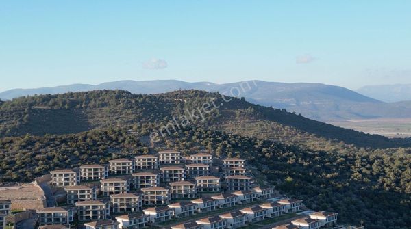 Muğla Milas Kemikler'de İmar Sınırında 13,5 Dönüm Muhteşem Arazi