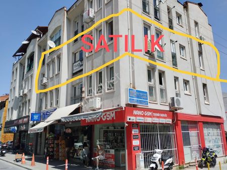 15 Mayıs Mahallesi Denizli Çarşısı Arkası 3 Cepeli Arakat İşyeri Kiracılı Önü Açık Köşe Daire