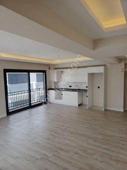 Stop’tan Kesikkapı Çarşı Merkezinde Lüks Rezidans