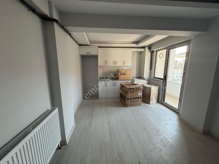 Cemal Gürsel Bulvara Cephe Satılık 1+1 Daire