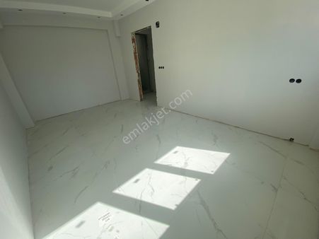 Yeşil Mahallede 2+1 Yüksek Giriş Katı