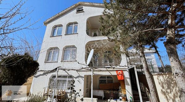 Büyükçekmece Muratçeşme Mahallesinde Satılık Bahçeli Villa