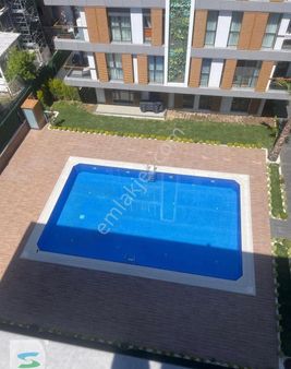 Yeşilköy De Havuzlu Sitede Satılık Sıfır Dubleks Daire