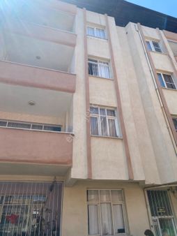 Alaşehir Umut Emlaktan Satılık 3+1 Zemin