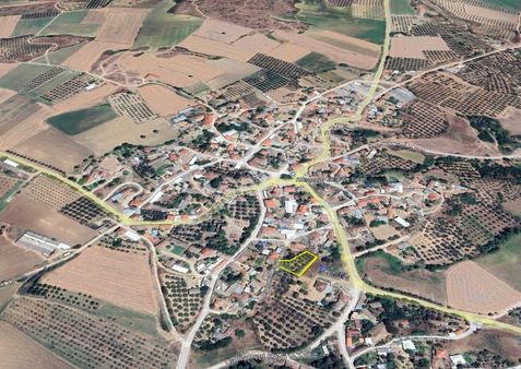 Karacabey Danişment Mahallesinde Köy İçinde 870 M2 Satılık Bahçe