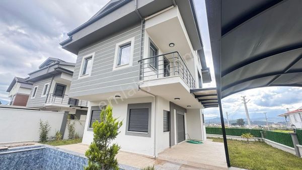 Seydikemer Gerişburnu Satılık Müstakil Havuzlu Villa