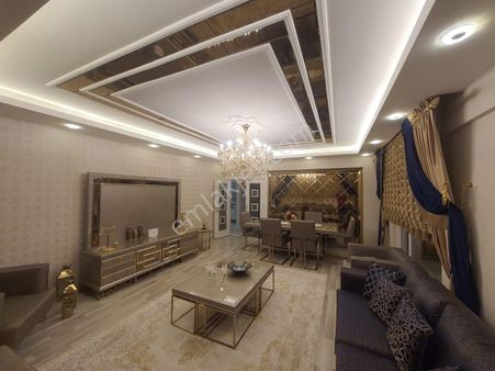 Günsev 5 Sitesinde Satılık 4,5+1 Daire