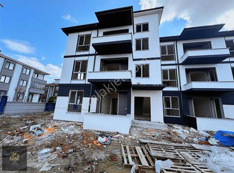 Sakarya Yağcılarda Satılık Lüks 3+1 Yüksek Giriş Daire!!