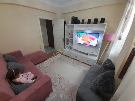 Halkalı Merkez Mahallesi Zeynebiye De Pazara Yakın Bahçe Katı 80 M2 Satılık Daire