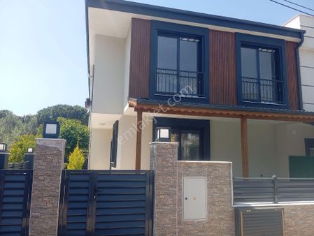 Seferihisar Doğanbey De.satılık 3+1. Yazlık