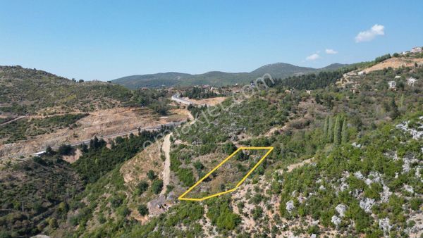 Alanya Gözübüyük Köyünde Satılık Deniz Ve Doğa Manzaralı 2200 M2 Tarla