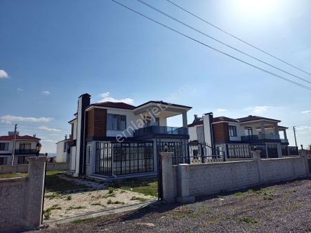 Niğde Kemerhisarda Otobana Yakın 2 Katlı Dubleks Villa