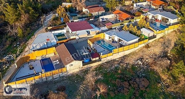 Kaş Kalkan'da Belgeli Yapı Kayıtlı 3 Villa