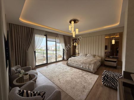 Silvan Yolu Üzeri Elektriğini Kendi Üreten Asansörlü Satılık Triplex Villa