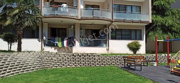 İnegöl Alanyurt Yeni Mahallede Sitede Satılık Daire 3+1