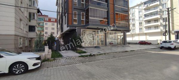 Çorlu Rumeli Mahallesinde İskanlı Satılık Dükkan P.no.1743 M