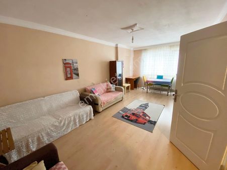 Avcılar D.köşklerde 3+1 Sahile Yakın Satılık Ara Kat Daire