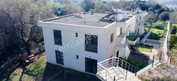 Bağla Yolu Üzerinde 2+1 Üst Kat Daire