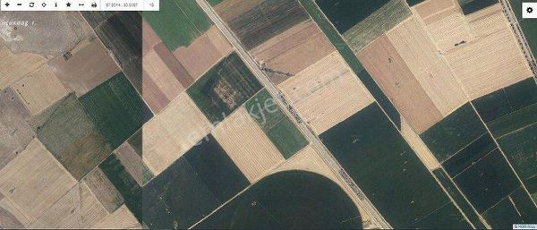 Karaman Karademir Emlak'tan İslihisar Köyünde 7,8 Dönüm Satılık Tarla