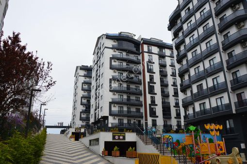 Kocaeli-çayırova Birr Şehir 2.etap Sitesinde Satılık 2+1 Giriş Kat Daire