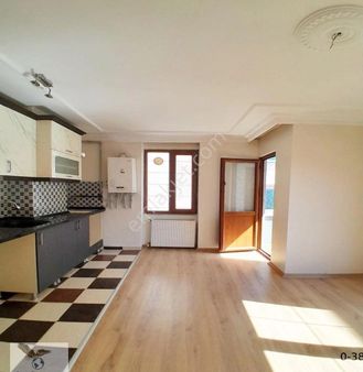 Avcılar Gümüşpalada 2+1 Ara Kat Yeni Bina Satılık