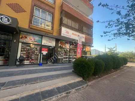 Şanlı Gayrimenkulden Satılık Köşe Başı Dükkan