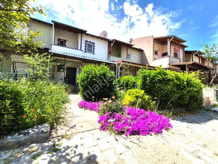 Göktepe Emlak Orjan Tatil Sitesinde Yüzme Havuzlu D.gazlı 3+1 Villa (tek Yetkili)
