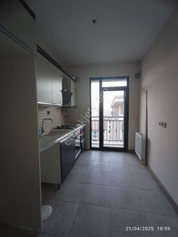 Rustem Paşa Mahlesïnde Satılık 3+1 Daire