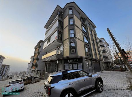 100. Yılda Sıfır 3+1 Daire