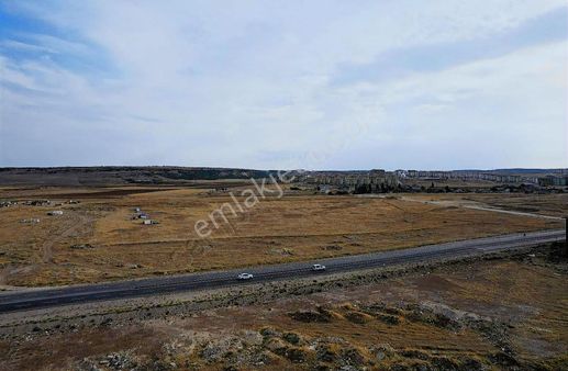 71 Evlerde Yeni Açılan Bulvar Üzerinde Satılık Arsa