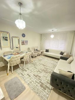 Elisa Gyo // İldem Çarşısı Yakını Ara Kat Güney Cephe 3+1 Satılık İldem A Dairesi