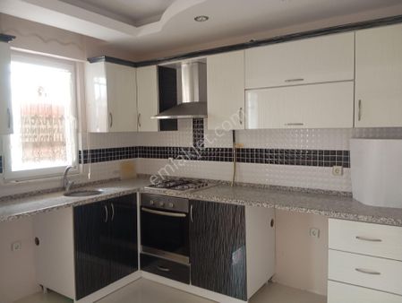 Esenevler'de Satılık 2+1