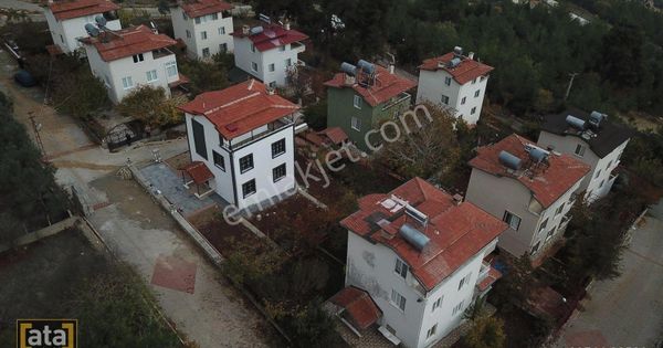 Kocahamzalıda 4+1 330 M2 Sıfır Tırıblex Villa