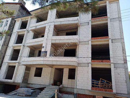 Yenimahalle Mihrihatun Anaokuluna Cephe Müftülük Binası Na Bitişik