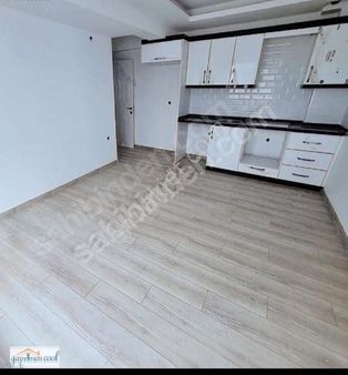 Yeşilyurt Yıldız Cadde Üzerinde Sıfır 2+1 Arakat Asansörlü Satıl