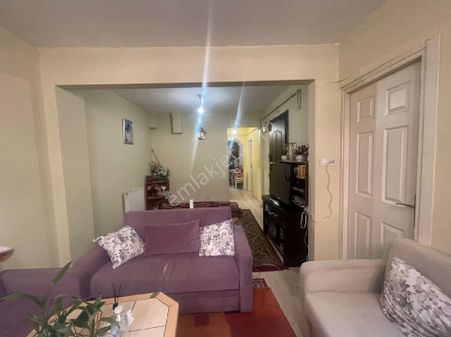 Fatih Kocamustafapasa Merkezde Satılık 1 Oda 1salon Daıre