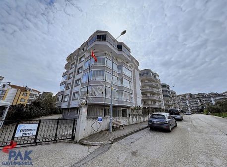 Çiğdemkentte En Nezih Site Ferah Genş Pırl Prıl Havuzlu Fırsat..