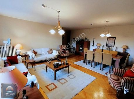 Tiflis Caddesi Üzerinde Satılık, Park Manzaralı, Geniş 4+1 Daire