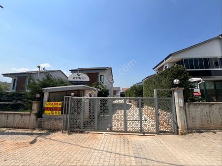 Roma’ Dan Kazancıda Satılık Site İçi Villa