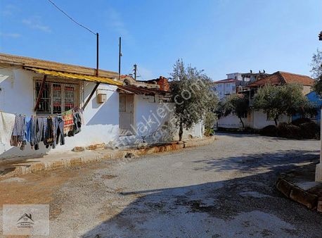 Alaşehir Yeni Mahalle'de Satılık Ev&arsa