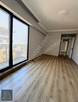 İstinye Home Flats Konaklarında Satılık Havuzlu Lüks 2+1 Konut