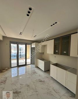 Van İpekyolu Hafiziye Mahallesi'nde En Prestijli Sitesinde Satılık Ultra Lüks 4+1 Daire