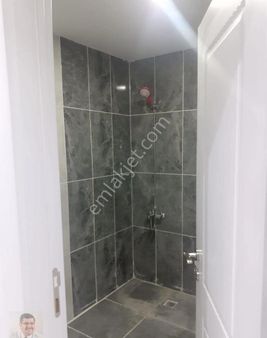 Van İpekyolu Alipaşa Mahalesi'nde İlhami Çakırtaş Emlak A.ş'den Geniş Yeni Yapı 2+1 Daire