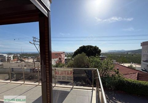 Gümüldür Merkezde Satılık 3 + 1 Deniz Ve Doğa Manzaralı Masrafsız 110 Metre² Daire