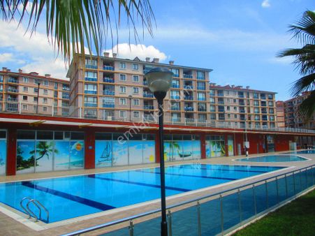 Körfez Petkimpark Sitesinde Kiralık 3+1 Odalı Daire