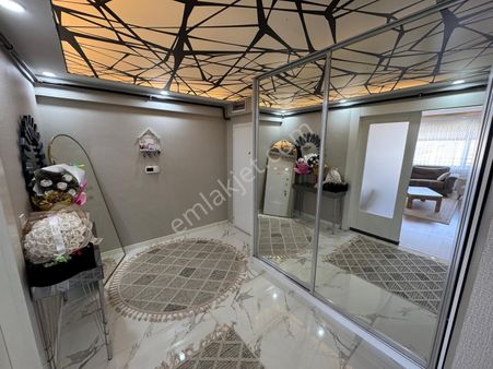 ^^yeni Çınar Emlak'dan Bölgenin En İyi Dairesi..^^