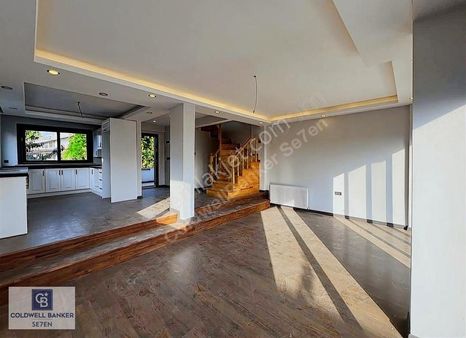 [cb Se7en] Gürpınar'da Full Deniz Manzaralı 6+2 Tripleks Villa