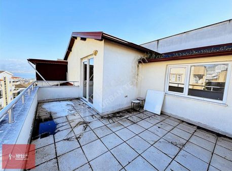 İzmit Körfezi Manzaralı Geniş Teraslı Sıfır Dubleks Daire