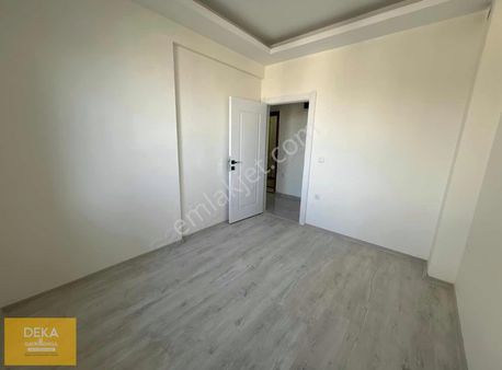 Deka Gayrimenkul'den Deniz Manzaralı Lüks 1+1 Daire